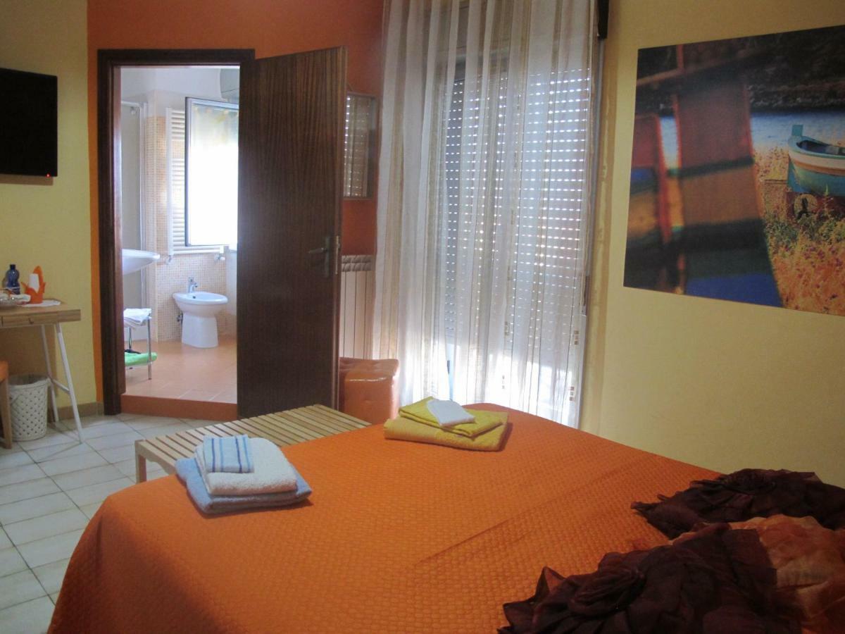 La Casa del Nonno Bed and Breakfast Milazzo Eksteriør billede